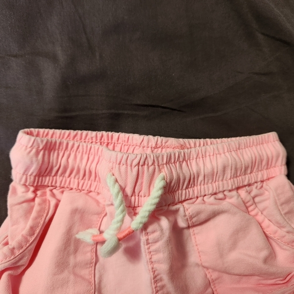 Girls Oshkosh bgosh shorts‎ size 6 months - Picture 4 of 6